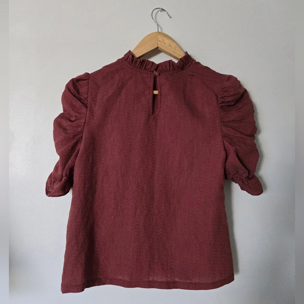 Moon River Size Small Mauve Rose Short Sleeve Blouse Lightweight Top - Picture 2 of 9